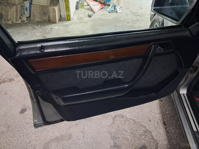 Mercedes E 200 d 1995, 404,000 km - 2.0 l - Bakı