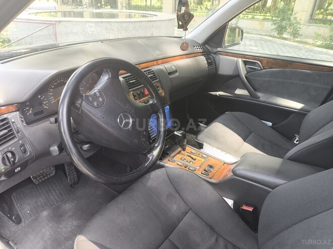 Mercedes E 270 2001, 335,000 km - 2.7 l - Yevlax