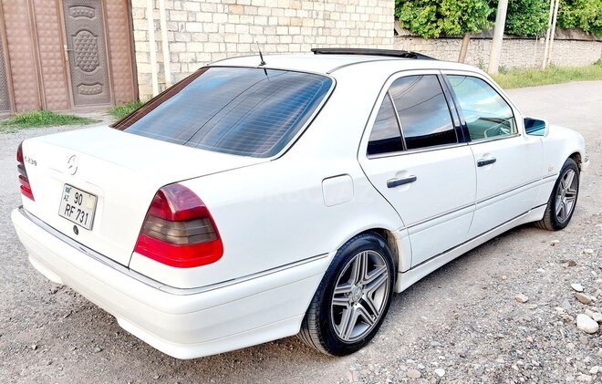 Mercedes C 230 1998, 194,900 km - 2.3 л - İsmayıllı