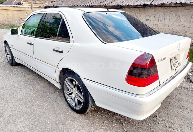 Mercedes C 230 1998, 194,900 km - 2.3 л - İsmayıllı