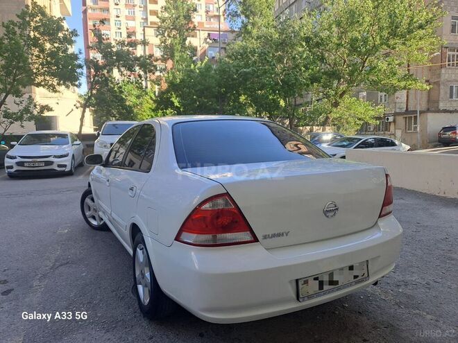 Nissan Sunny 2011, 159,000 km - 1.6 l - Bakı