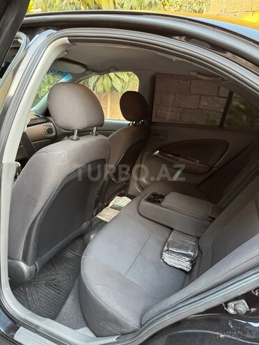Nissan Sunny 2011, 290,000 km - 1.6 l - Bakı