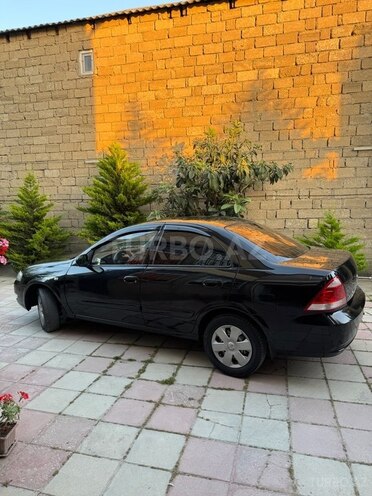 Nissan Sunny 2011, 290,000 km - 1.6 l - Bakı