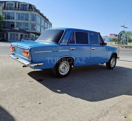 LADA (VAZ) 2103 1975, 75,000 km - 1.3 l - Salyan