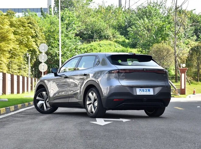 Changan  2025, 0 km - 1.5 л - Bakı