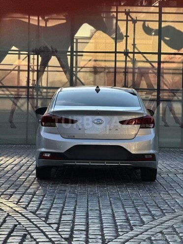 Hyundai Elantra 2019, 62,000 km - 2.0 l - Bakı