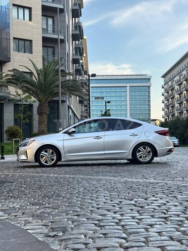 Hyundai Elantra 2019, 62,000 km - 2.0 l - Bakı