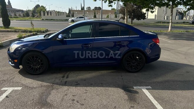 Chevrolet Cruze 2011, 350,000 km - 1.4 l - Gəncə