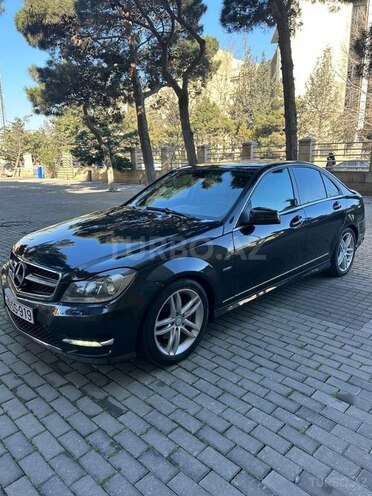 Mercedes C 250 2011, 235,000 km - 1.8 л - Bakı