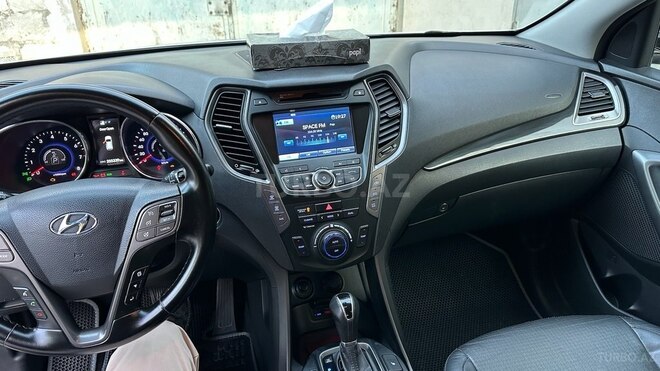 Hyundai Santa Fe-7