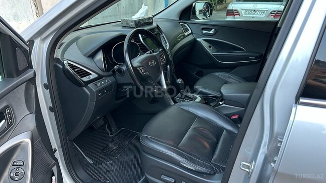 Hyundai Santa Fe-8