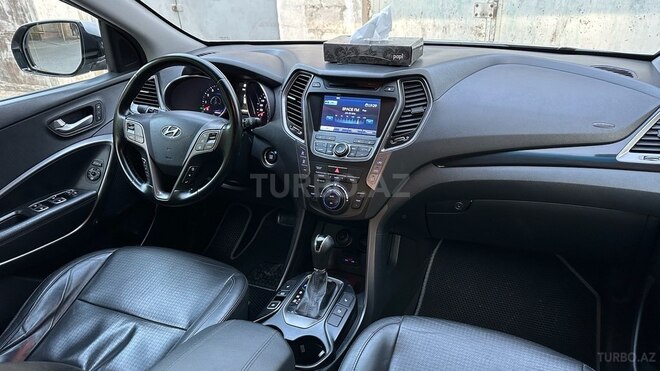Hyundai Santa Fe-6