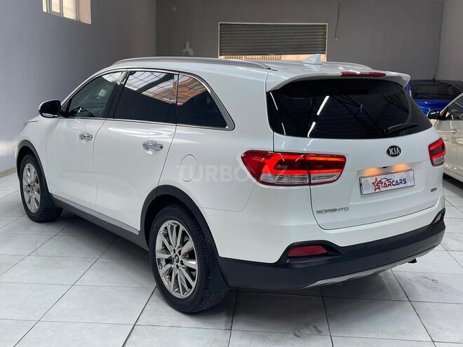 Kia Sorento-5
