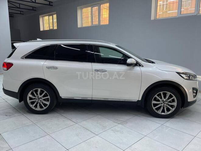 Kia Sorento-7