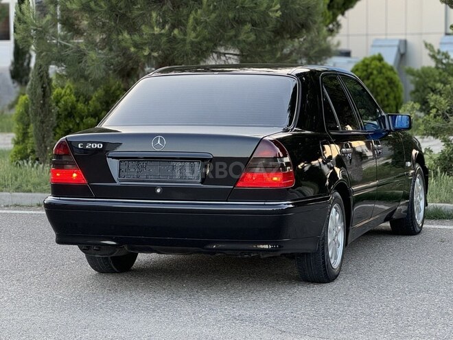 Mercedes C 200 2000, 242,000 km - 2.0 l - Bakı
