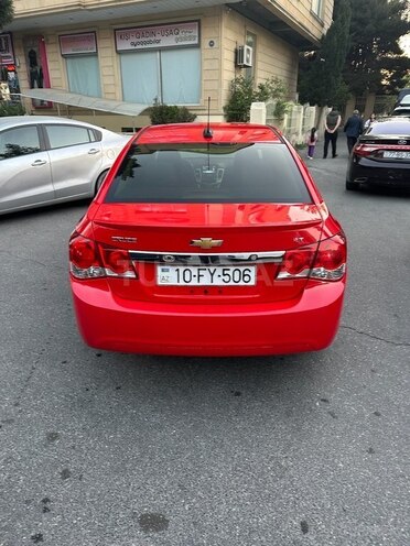 Chevrolet Cruze-2