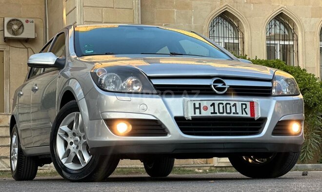 Opel Astra 2006, 208,000 km - 1.4 l - Bakı