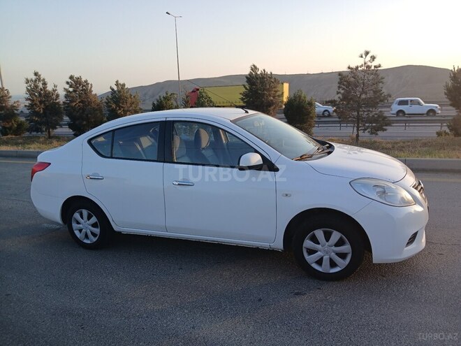 Nissan Sunny 2014, 182,800 km - 1.5 л - Bakı