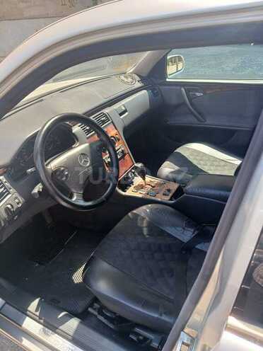 Mercedes E 270 2000, 321,012 km - 2.7 l - Bakı