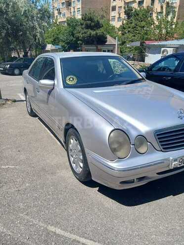 Mercedes E 270 2000, 321,012 km - 2.7 l - Bakı