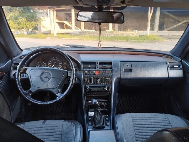 Mercedes C 180 1995, 286,492 km - 1.8 l - Gəncə