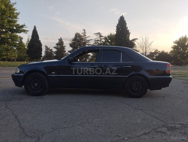 Mercedes C 180 1995, 286,492 km - 1.8 l - Gəncə
