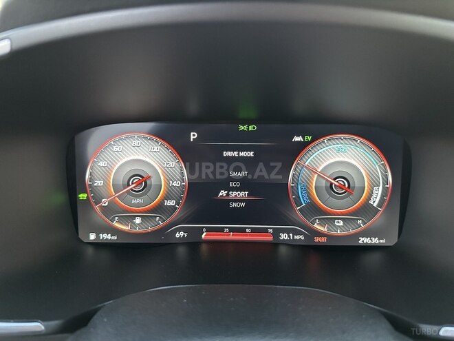 Hyundai Santa Fe-13