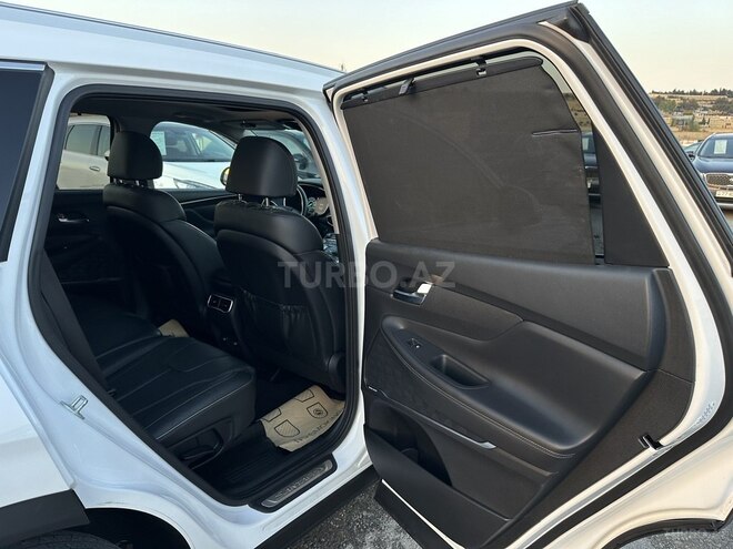 Hyundai Santa Fe-21
