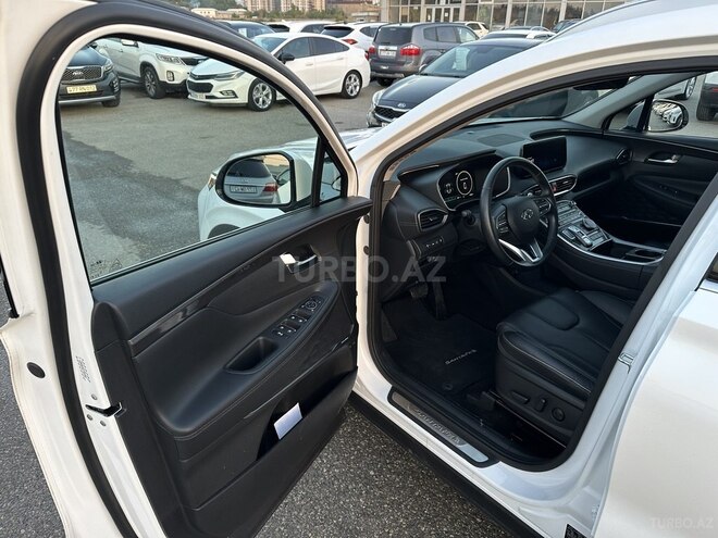 Hyundai Santa Fe-17