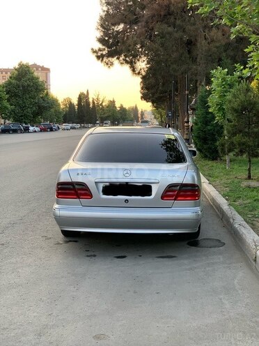 Mercedes E 240 1999, 380,000 km - 2.4 l - Gəncə