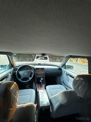 Mercedes C 240 1999, 269,000 km - 2.4 l - Cəlilabad