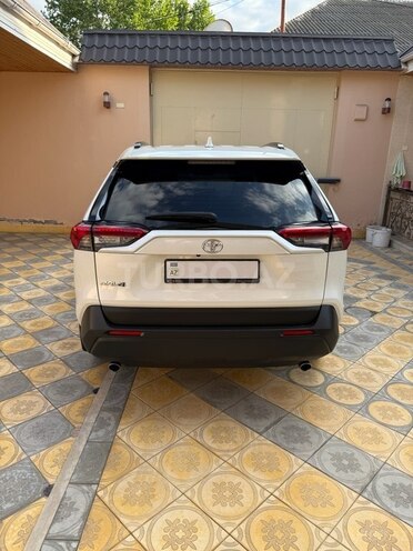 Toyota RAV4 2019, 93,800 km - 2.0 l - Bakı