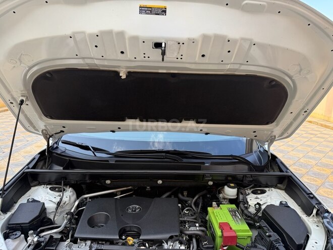 Toyota RAV4 2019, 93,800 km - 2.0 l - Bakı