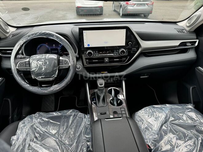 Toyota Highlander-10