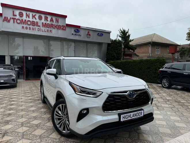 Toyota Highlander-2