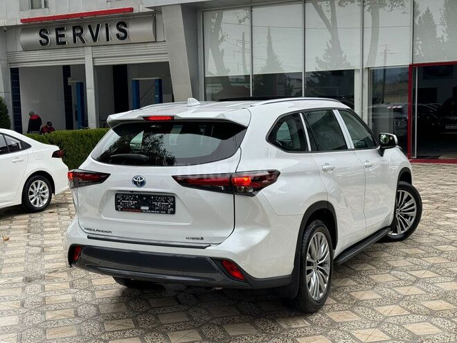 Toyota Highlander-8