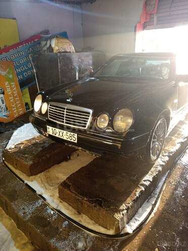 Mercedes C 300 d 1998, 268,466 km - 3.0 l - Bakı