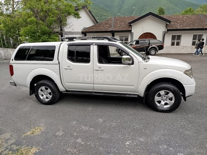 Nissan Navara 2012, 192,980 km - 2.5 l - Şəki