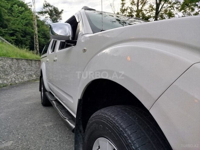 Nissan Navara 2012, 192,980 km - 2.5 l - Şəki