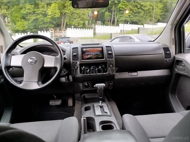 Nissan Navara 2012, 192,980 km - 2.5 l - Şəki
