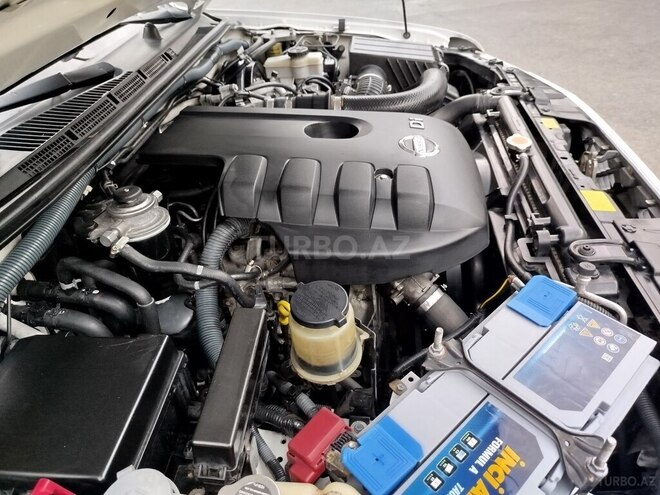 Nissan Navara 2012, 192,980 km - 2.5 l - Şəki