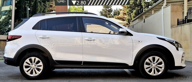 Kia Rio X-Line 2021, 65,000 km - 1.4 l - Bakı