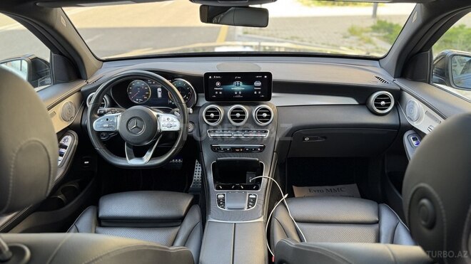 Mercedes GLC 300 4MATIC 2020, 50,000 km - 2.0 л - Bakı