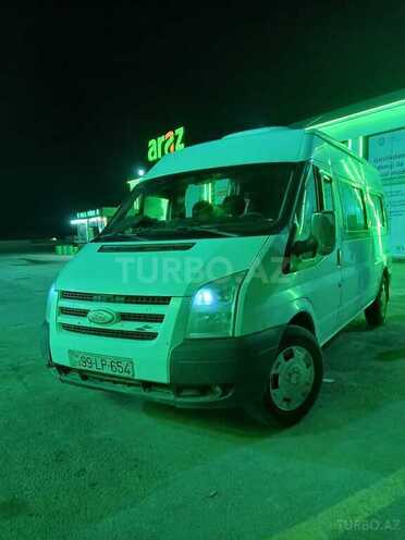 Ford Transit 2009, 733,000 km - 2.4 l - Quba