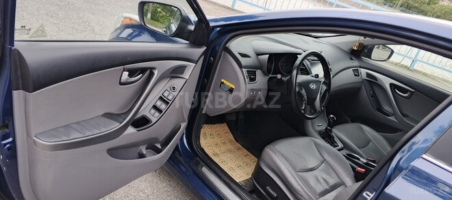 Hyundai Elantra 2015, 173,000 km - 1.8 l - Quba