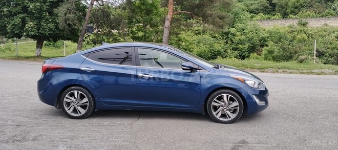 Hyundai Elantra 2015, 173,000 km - 1.8 l - Quba