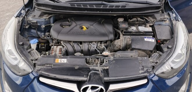 Hyundai Elantra 2015, 173,000 km - 1.8 l - Quba