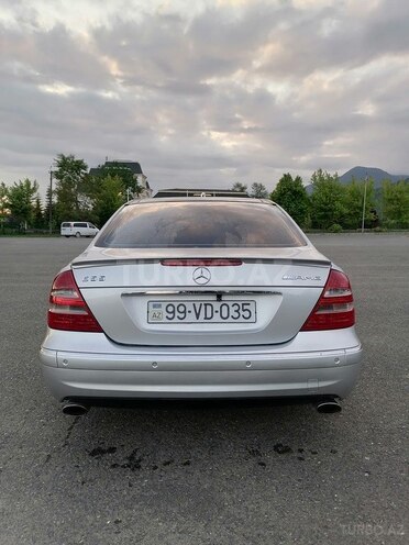 Mercedes E 320 2003, 327,158 km - 3.2 l - Qəbələ