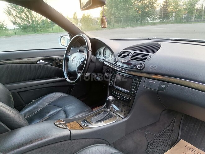 Mercedes E 320 2003, 327,158 km - 3.2 l - Qəbələ