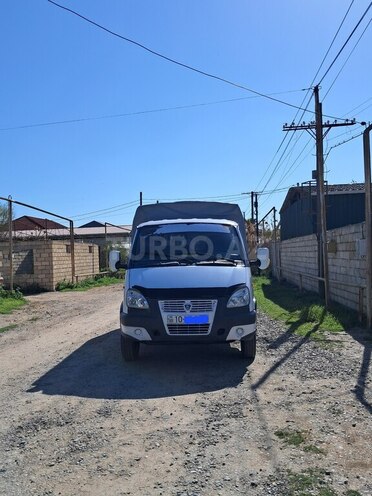 GAZ  2004, 305,000 km - 2.4 л - Salyan